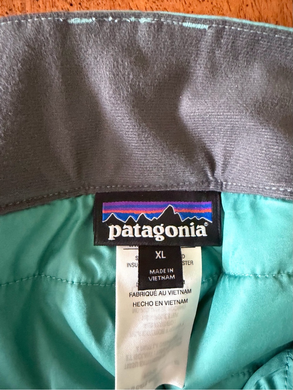 Patagonia Women’s Ski/Snowboard Pant - Picture 5 of 5